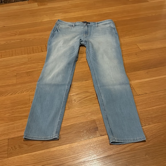 HOLLISTER women’s HIGH-RISE SUPER SKINNY - Picture 5 of 15